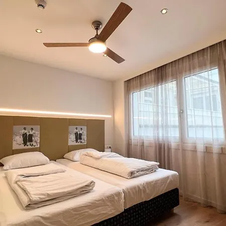 吉玛市迪娜水手公寓 4*