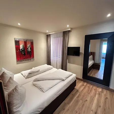 吉玛市迪娜水手公寓