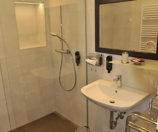 吉玛市迪娜水手公寓 公寓式酒店