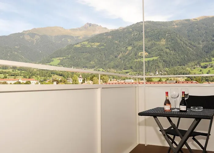 吉玛市迪娜水手公寓