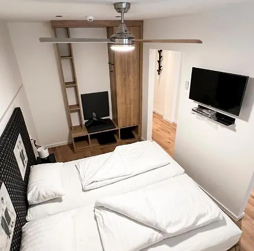 公寓式酒店 吉玛市迪娜水手公寓 利恩茨