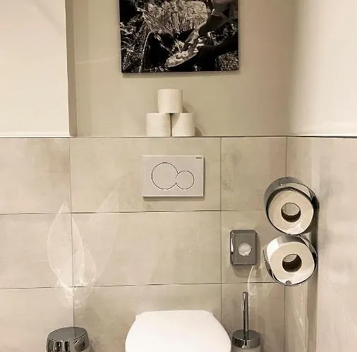 吉玛市迪娜水手公寓 公寓式酒店