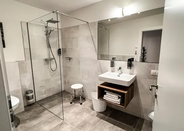 公寓式酒店 吉玛市迪娜水手公寓 利恩茨