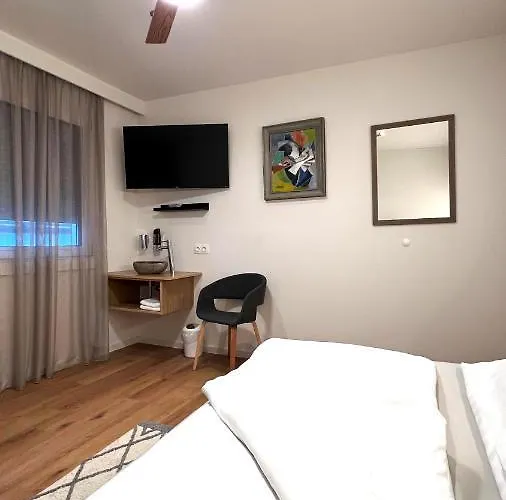 公寓式酒店 吉玛市迪娜水手公寓 4*