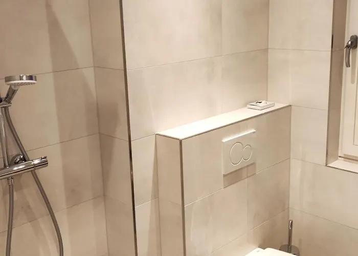 吉玛市迪娜水手公寓 公寓式酒店