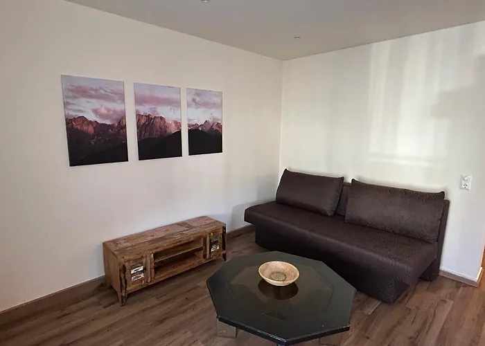 吉玛市迪娜水手公寓 公寓式酒店 4*