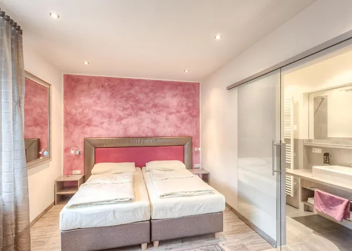 吉玛市迪娜水手公寓 公寓式酒店 利恩茨