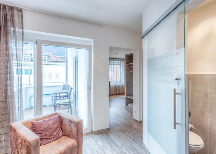 吉玛市迪娜水手公寓 公寓式酒店 利恩茨