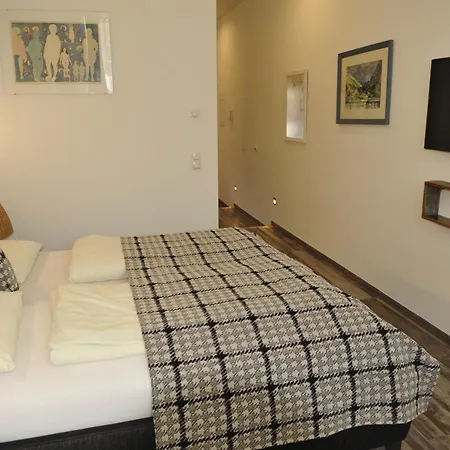 - Dina Mariner Aparthotel 4*