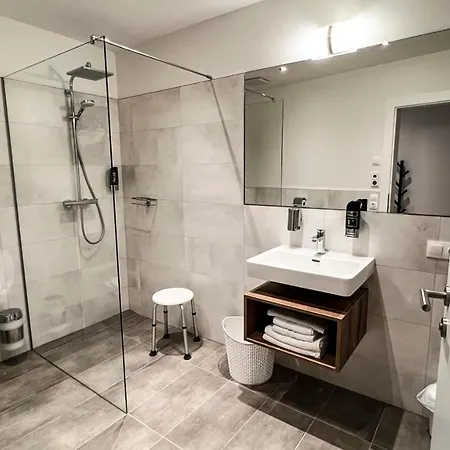 Апарт-отель - Dina Mariner Лиенц